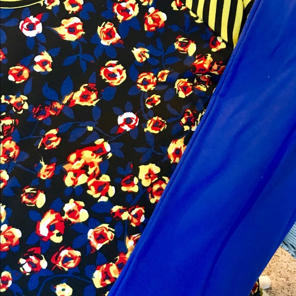 LULAROE Xtra Large Fun Randy - Picture 3 of 4